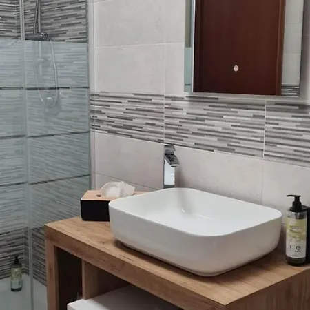 Casa Faet Adro