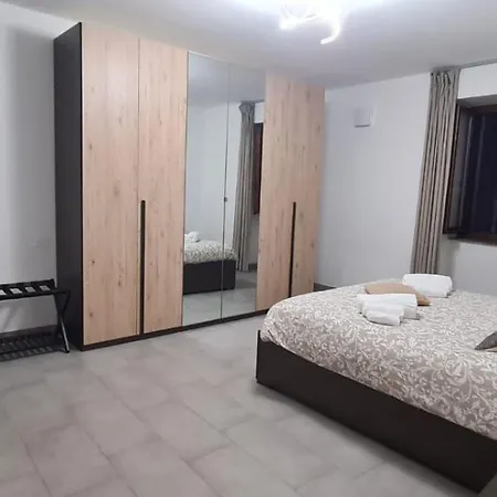 Casa Faet Apartamento Adro