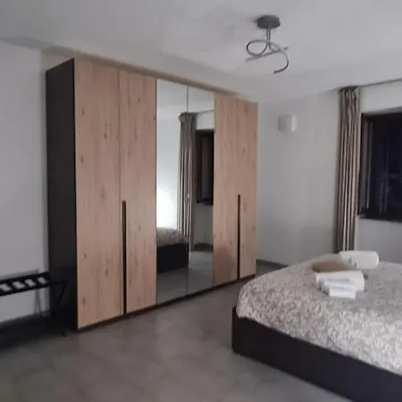 Casa Faet 아파트