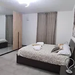Casa Faet Lägenhet Adro